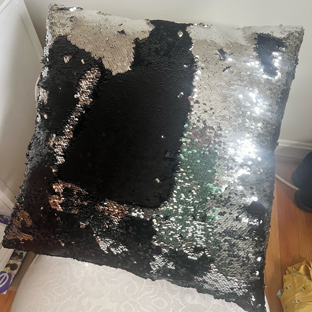Item: sequin pillow